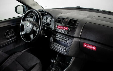 Skoda Fabia II, 2011 год, 640 000 рублей, 10 фотография