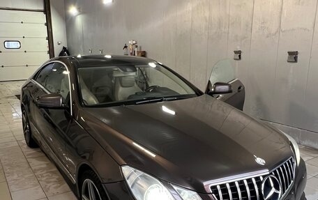 Mercedes-Benz E-Класс, 2013 год, 1 330 000 рублей, 1 фотография