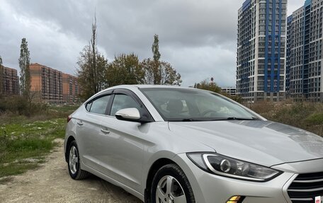 Hyundai Elantra VI рестайлинг, 2018 год, 1 310 000 рублей, 3 фотография