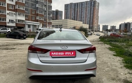 Hyundai Elantra VI рестайлинг, 2018 год, 1 310 000 рублей, 4 фотография