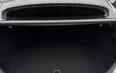 Toyota Camry, 2019 год, 3 300 000 рублей, 6 фотография