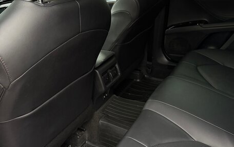 Toyota Camry, 2019 год, 3 300 000 рублей, 15 фотография