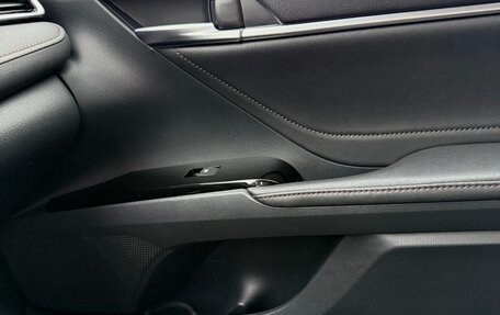 Toyota Camry, 2019 год, 3 300 000 рублей, 22 фотография