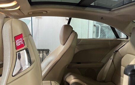 Mercedes-Benz E-Класс, 2013 год, 1 330 000 рублей, 4 фотография