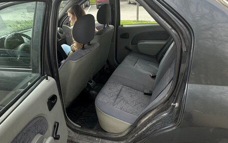 Renault Logan I, 2006 год, 220 000 рублей, 6 фотография