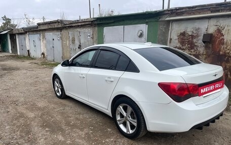 Chevrolet Cruze II, 2014 год, 680 000 рублей, 3 фотография