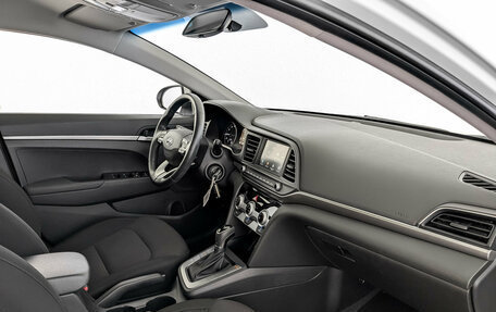 Hyundai Elantra VI рестайлинг, 2019 год, 1 675 000 рублей, 11 фотография