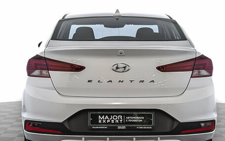 Hyundai Elantra VI рестайлинг, 2019 год, 1 675 000 рублей, 6 фотография