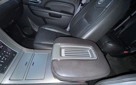 Cadillac Escalade III, 2012 год, 2 200 000 рублей, 9 фотография