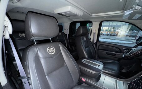 Cadillac Escalade III, 2012 год, 2 200 000 рублей, 14 фотография