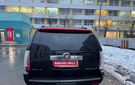 Cadillac Escalade III, 2012 год, 2 200 000 рублей, 7 фотография