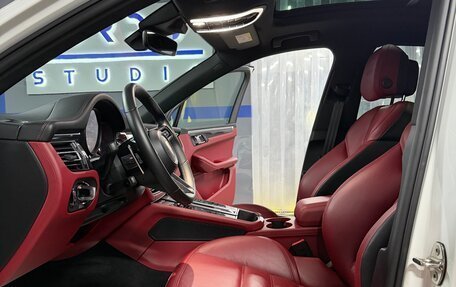 Porsche Macan I рестайлинг, 2022 год, 10 000 000 рублей, 12 фотография