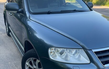 Volkswagen Touareg III, 2005 год, 700 000 рублей, 13 фотография