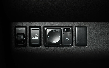 Nissan Pathfinder, 2011 год, 1 350 000 рублей, 15 фотография