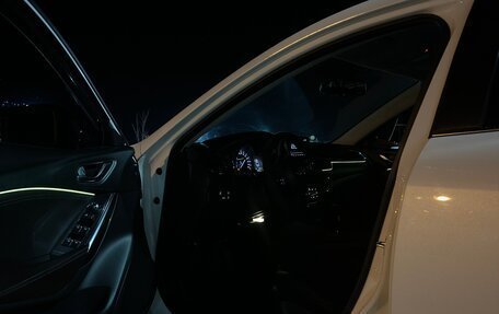 Mazda 6, 2018 год, 2 250 000 рублей, 10 фотография