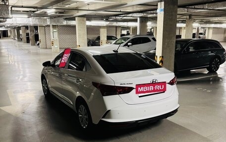 Hyundai Solaris II рестайлинг, 2021 год, 1 800 000 рублей, 6 фотография