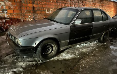 BMW 5 серия, 1989 год, 145 000 рублей, 2 фотография