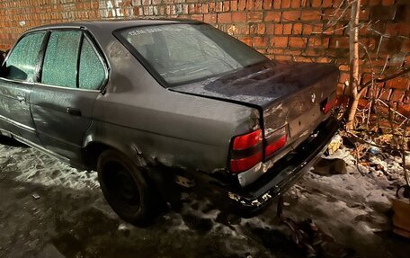 BMW 5 серия, 1989 год, 145 000 рублей, 3 фотография