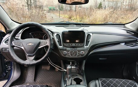 Chevrolet Malibu IX, 2018 год, 1 200 000 рублей, 11 фотография