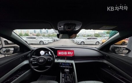 Hyundai Avante, 2023 год, 1 900 000 рублей, 5 фотография
