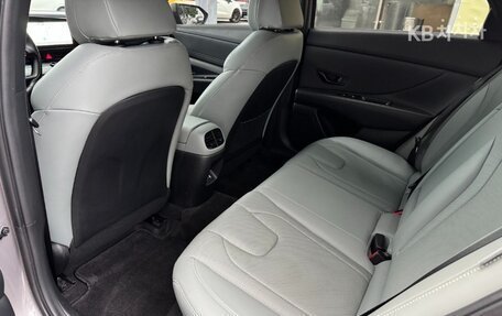 Hyundai Avante, 2023 год, 1 900 000 рублей, 9 фотография