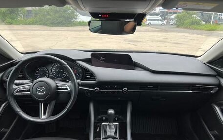 Mazda 3, 2022 год, 1 211 000 рублей, 11 фотография