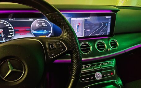 Mercedes-Benz E-Класс, 2016 год, 2 800 000 рублей, 3 фотография