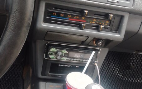 Mazda 626, 1986 год, 200 000 рублей, 6 фотография