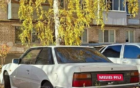 Mazda 626, 1986 год, 200 000 рублей, 3 фотография