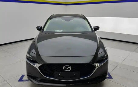 Mazda 3, 2022 год, 1 600 000 рублей, 2 фотография