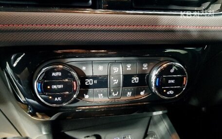 Chevrolet TrailBlazer, 2023 год, 2 100 000 рублей, 11 фотография