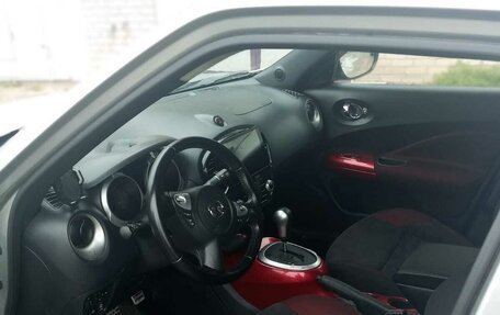 Nissan Juke II, 2012 год, 930 000 рублей, 26 фотография