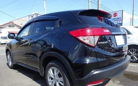 Honda Vezel, 2019 год, 1 520 000 рублей, 3 фотография