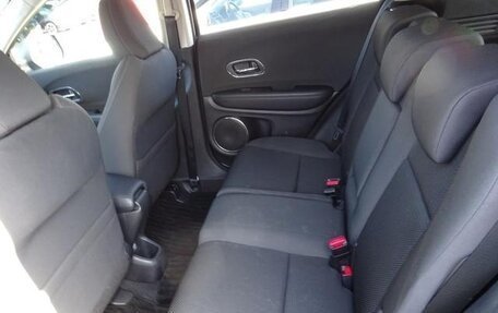 Honda Vezel, 2019 год, 1 520 000 рублей, 13 фотография