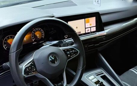 Volkswagen Golf VIII, 2021 год, 1 928 058 рублей, 9 фотография