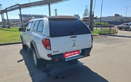 Mitsubishi L200 IV рестайлинг, 2011 год, 1 300 000 рублей, 13 фотография