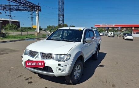Mitsubishi L200 IV рестайлинг, 2011 год, 1 300 000 рублей, 16 фотография