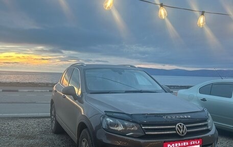 Volkswagen Touareg III, 2011 год, 2 120 000 рублей, 2 фотография