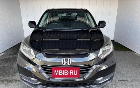 Honda Vezel, 2020 год, 1 600 000 рублей, 2 фотография