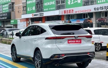 Toyota Venza, 2024 год, 3 752 027 рублей, 6 фотография