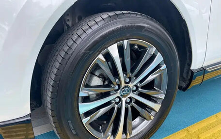 Toyota Venza, 2024 год, 3 752 027 рублей, 18 фотография