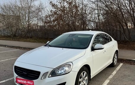 Volvo S60 III, 2013 год, 920 000 рублей, 2 фотография