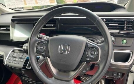 Honda Stepwgn IV, 2021 год, 2 300 000 рублей, 6 фотография