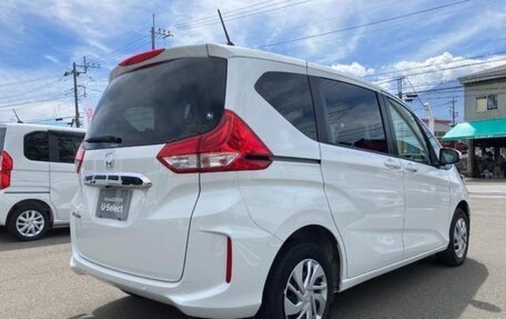 Honda Freed II, 2022 год, 1 900 000 рублей, 4 фотография