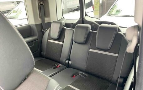 Honda Stepwgn IV, 2021 год, 2 300 000 рублей, 11 фотография