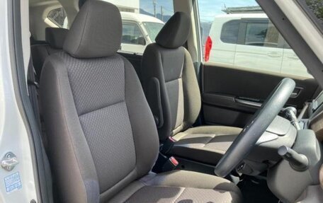 Honda Freed II, 2022 год, 1 900 000 рублей, 9 фотография