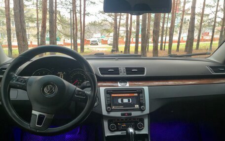 Volkswagen Passat B7, 2011 год, 980 000 рублей, 13 фотография