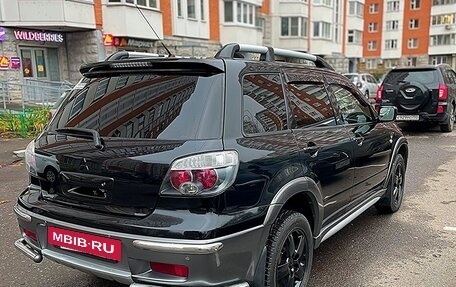 Mitsubishi Outlander III рестайлинг 3, 2006 год, 850 000 рублей, 4 фотография