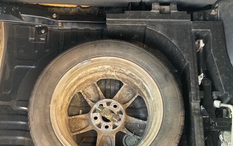 Mitsubishi Outlander III рестайлинг 3, 2006 год, 850 000 рублей, 23 фотография