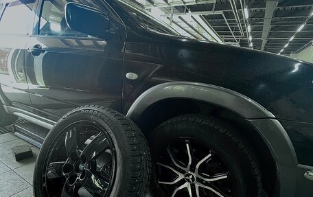 Mitsubishi Outlander III рестайлинг 3, 2006 год, 850 000 рублей, 24 фотография